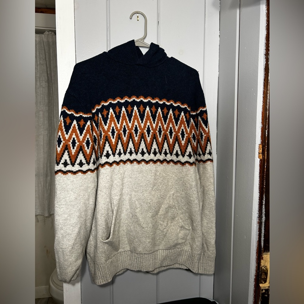 Old Navy Sweater